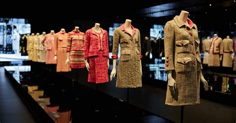 coco Chanel exhibition v&a tickets